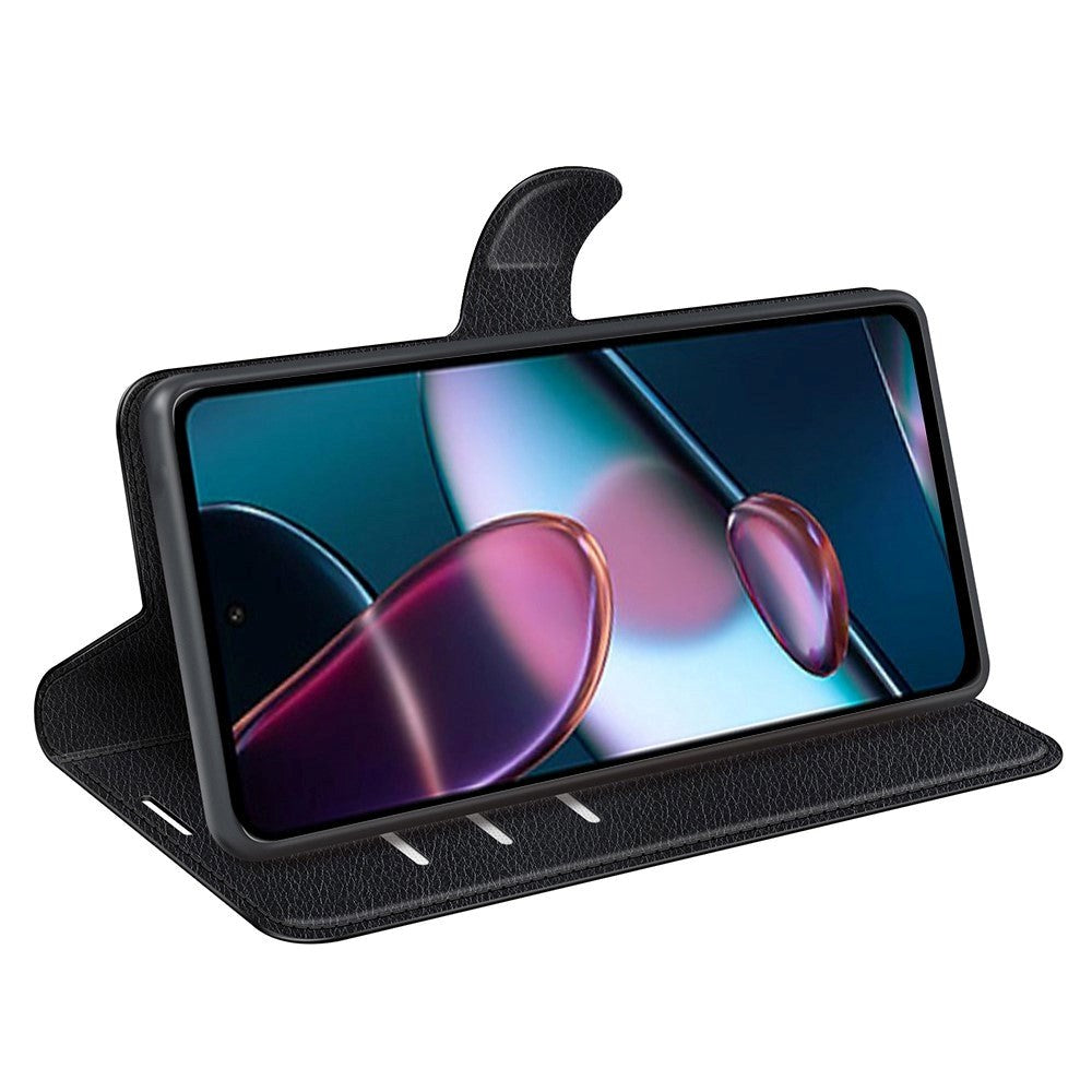 Motorola Edge 30 PU Litchi Skinn Flip Deksel med Lommebok og Stativfunksjon - Svart