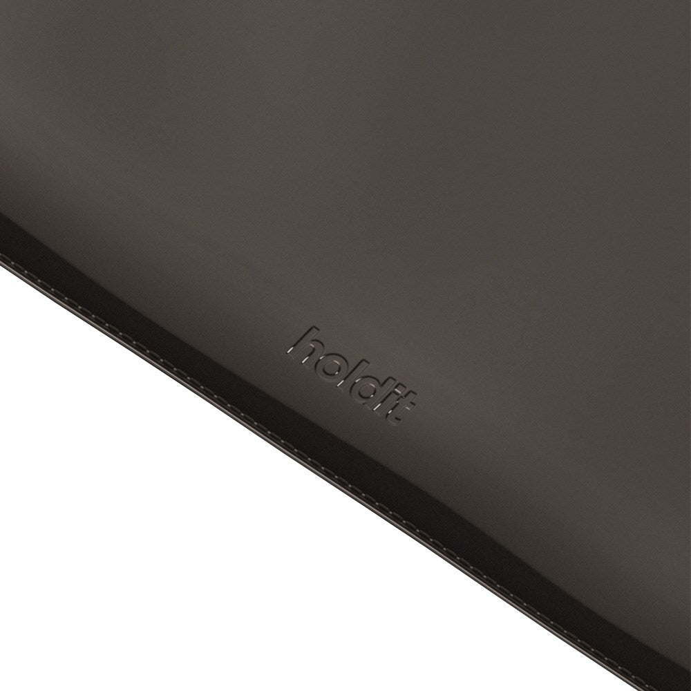 Holdit Lakkskinn Sleeve til MacBook / Bærbar PC 14" (34,2 x 24,2 cm) - Svart