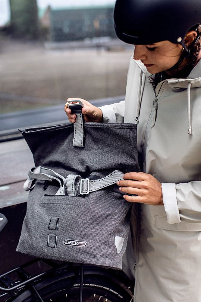 ORTLIEB Twin-City 9L 2-i-1 Sykkelveske og Skulderveske (30 x 39 x 12 cm) - Grå