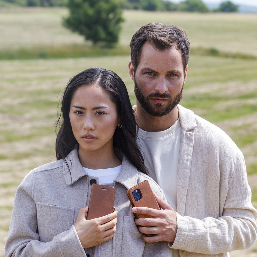 iPhone 12 Mini dbramante1928 Lynge Ekte Skinn Magnetisk Deksel - Brun