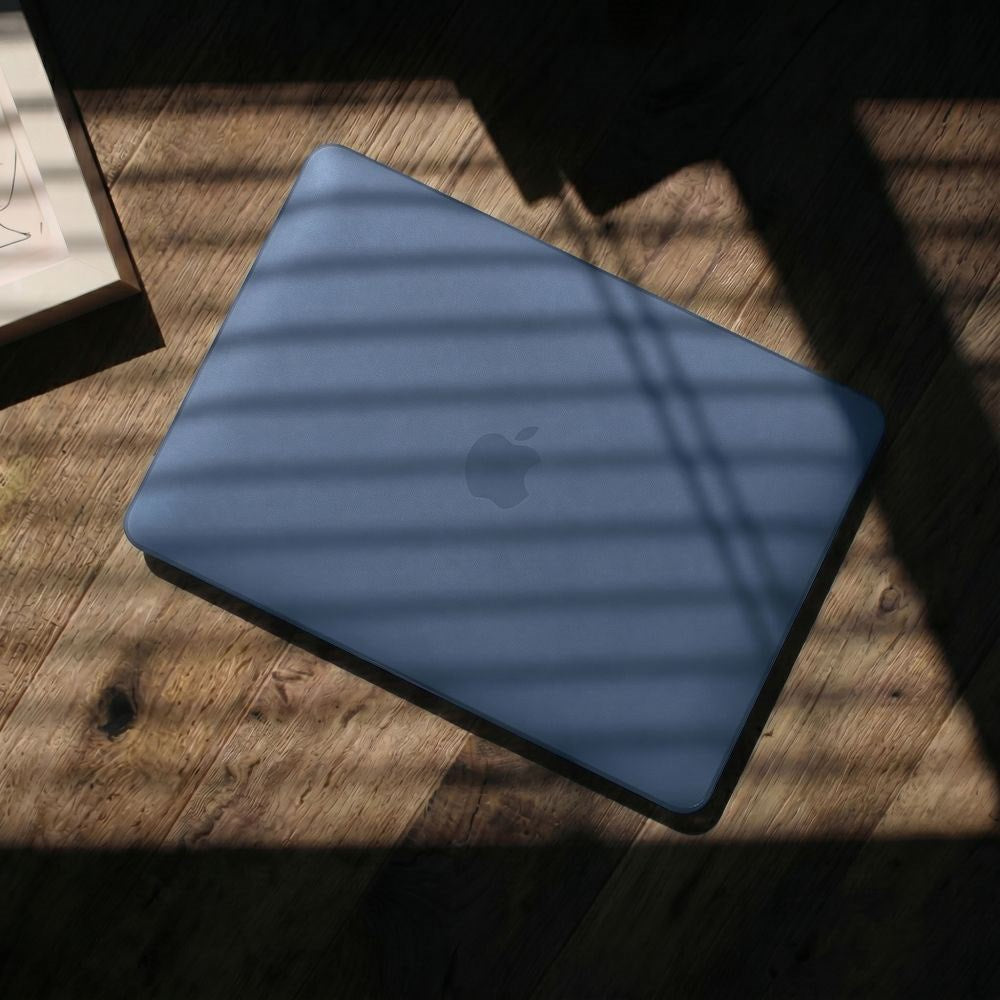 MacBook Neo 13 A18 Pro (2026) Tech-Protect Softshell Deksel - Matt Indigo