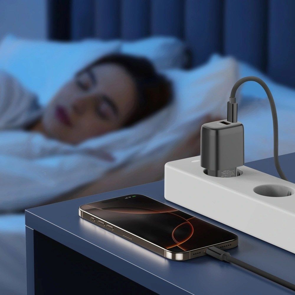 Tech-Protect NCA20 Vegglader med 20W - 1 x USB-A & 1 x USB-C - Svart