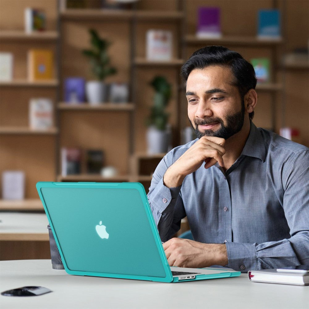 MacBook Air 15" M2/M3/M4 (2023-2025) Hard Plast Deksel - Gjennomsiktig / Blå