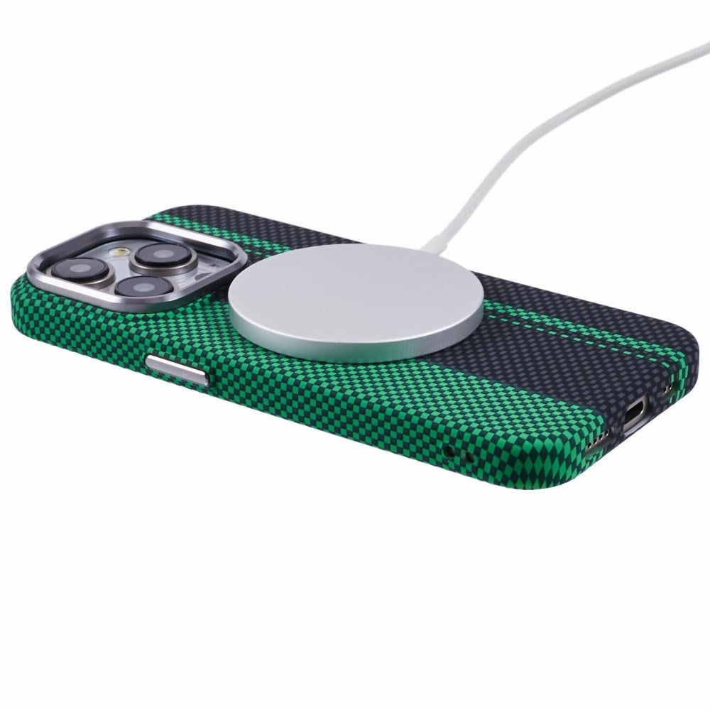 EIDERWOOD Mønstret Carbon Deksel - iPhone 14 Pro - MagSafe Kompatibel - Green/Black