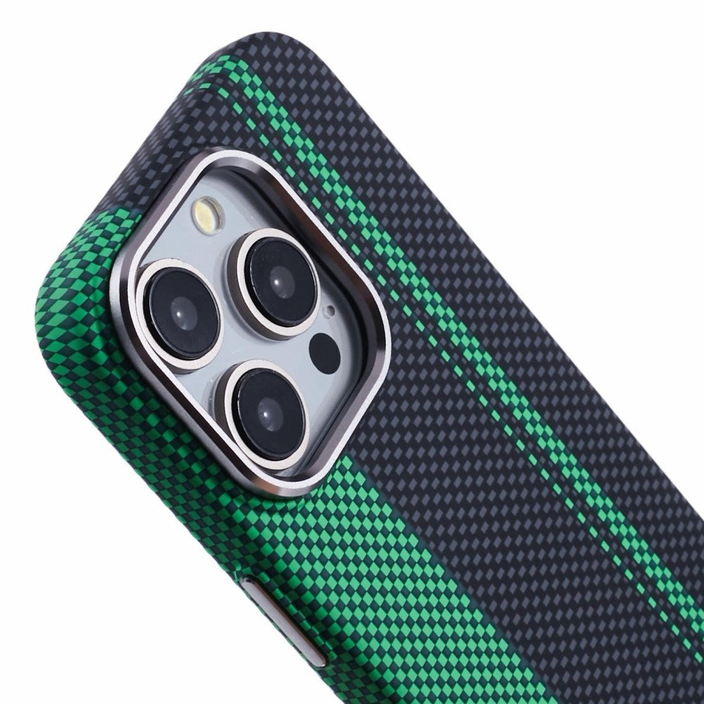 EIDERWOOD Mønstret Carbon Deksel - iPhone 12/12 Pro - MagSafe Kompatibel - Green/Black