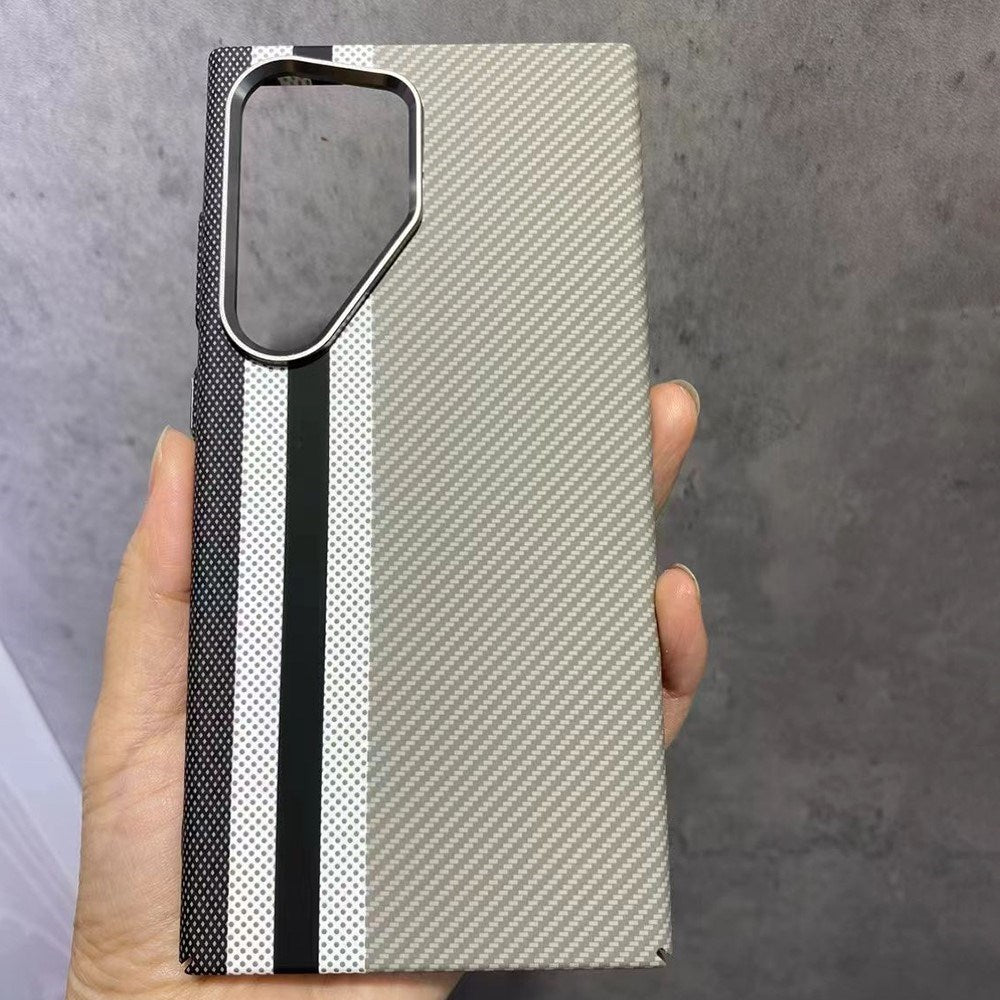 EIDERWOOD Mønstret Carbon Deksel - Samsung Galaxy S24 Ultra - MagSafe Kompatibel - Grey Stripes