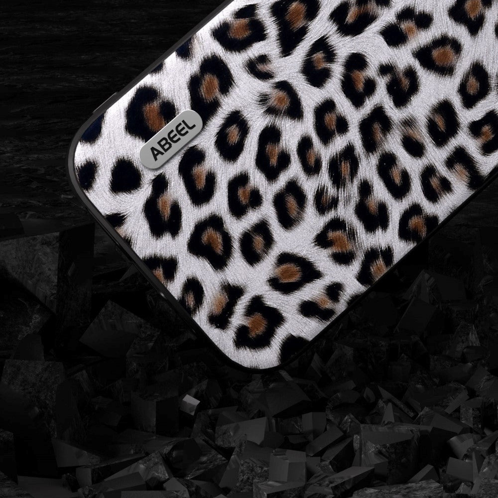 iPhone 15 Pro Max Fleksibelt Plastdeksel - Leopardmønster - Sølv