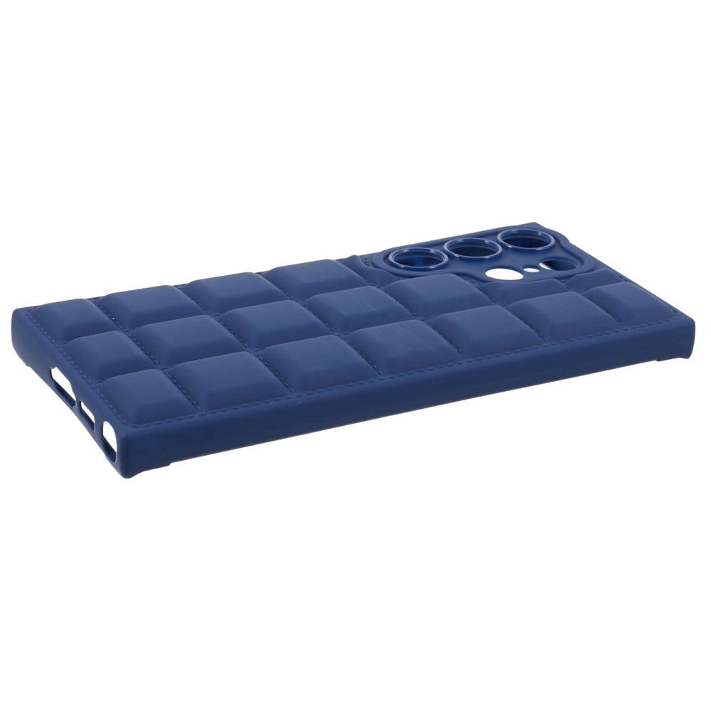 Samsung Galaxy S24 Ultra Fleksibelt Plast Deksel med Jakketekstur - Blå