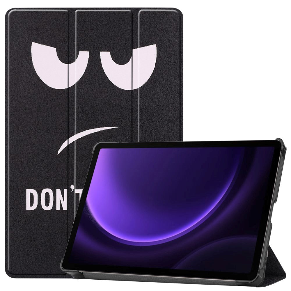 Samsung Galaxy Tab S10 FE / S9 FE Tri-Fold Deksel i Kunstskinn med Penneholder - "Don't Touch Me"