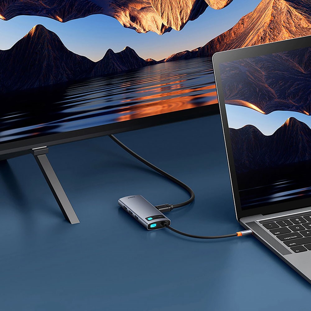 Baseus 7-i-1 USB-C Multiportadapter med 3 x USB-A 1 x USB-C 1 x HDMI 1 x SD-Kortleser 1 x MicroSD-Kortleser - Grå