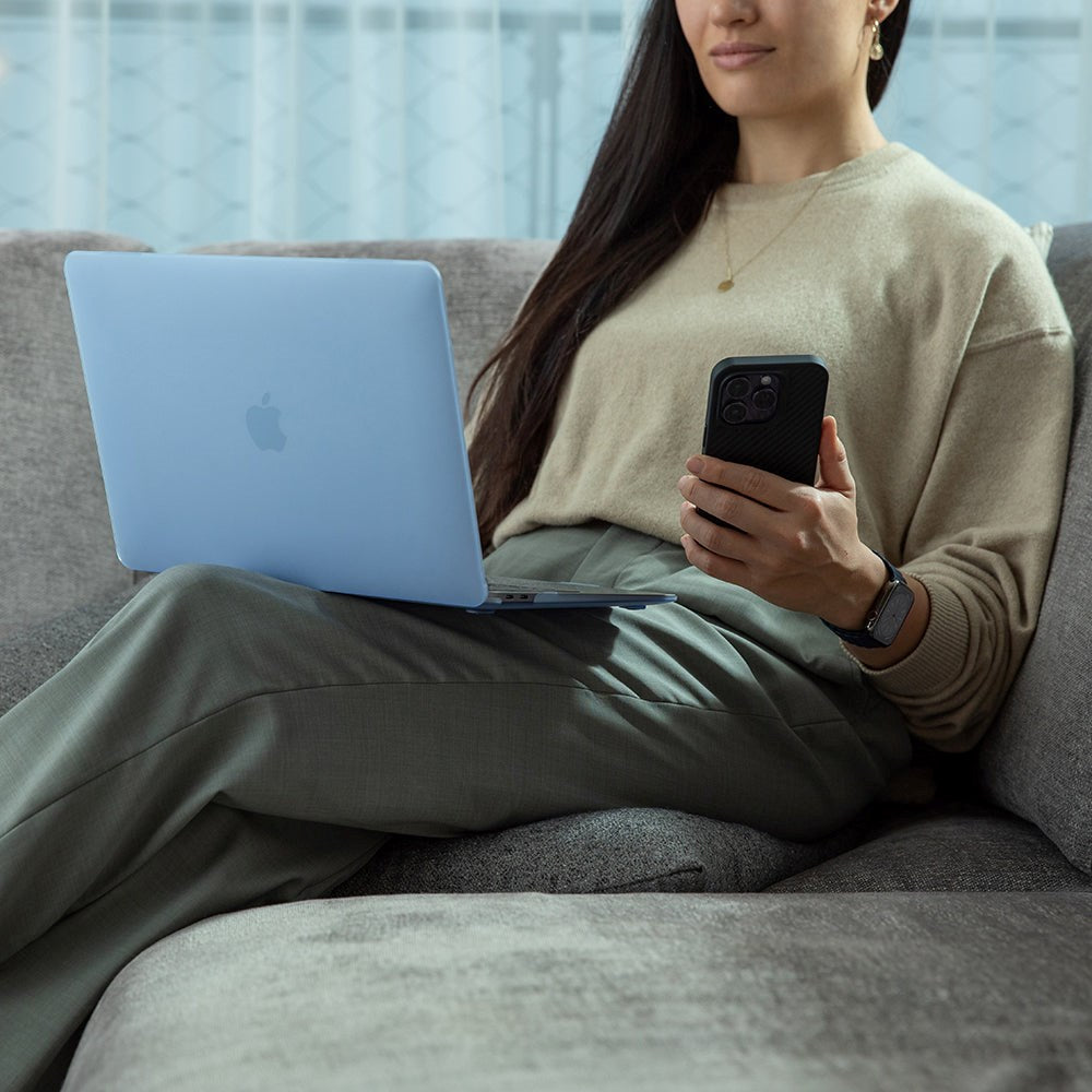 MacBook Air 13" M2/M3/M4 (2022-2025) Epico Hard Shell Deksel - Gjennomsiktig