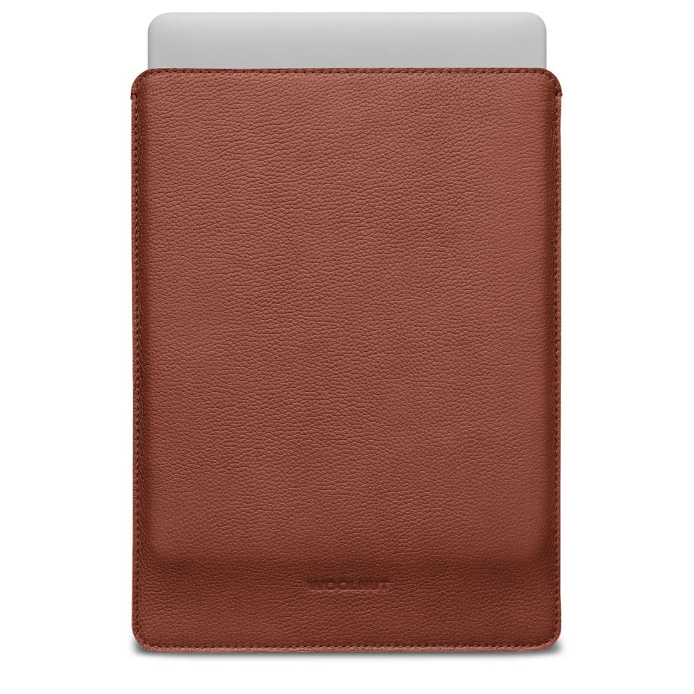 MacBook Neo 13 A18 Pro (2026) Woolnut Leather Sleeve - Brun