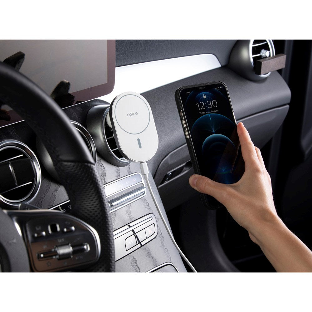Epico Magnetisk Mobiltelefonholder for Bil m. 15W Trådløs Lading og 18W Billader - MagSafe-Kompatibel - Hvit