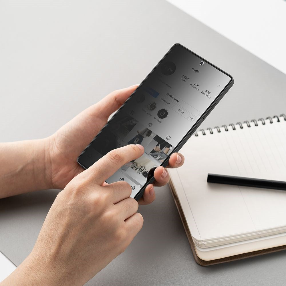 Ringke Samsung Galaxy S25 Ultra Easy Slide Herdet Glass Skjermbeskytter – Privacy