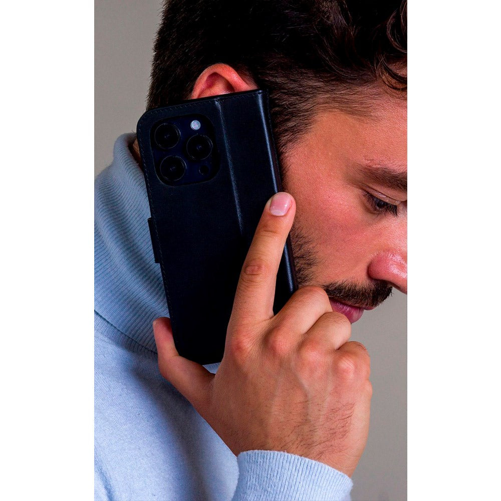 iPhone 14 Plus dbramante1928 Copenhagen Skinn Magnet Flip-Deksel - Black