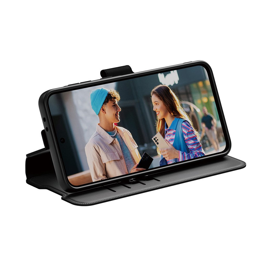 CARE by PanzerGlass Samsung Galaxy A56 (5G) Feature Wallet Case med Stativfunksjon - Svart