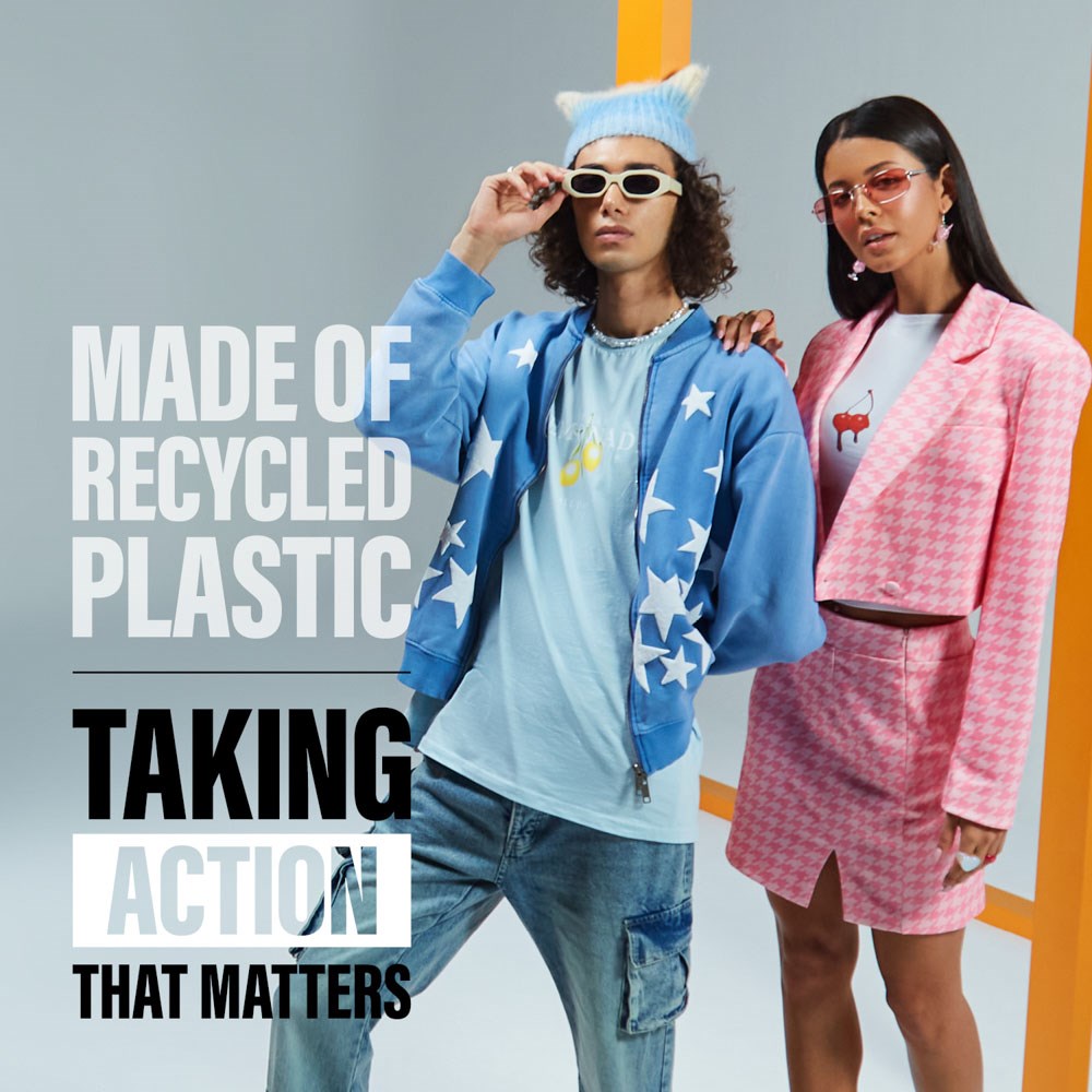 CARE by PanzerGlass iPhone 16e FLAGSHIP Urban Combat Deksel - MagSafe Kompatibel - Transparent / White