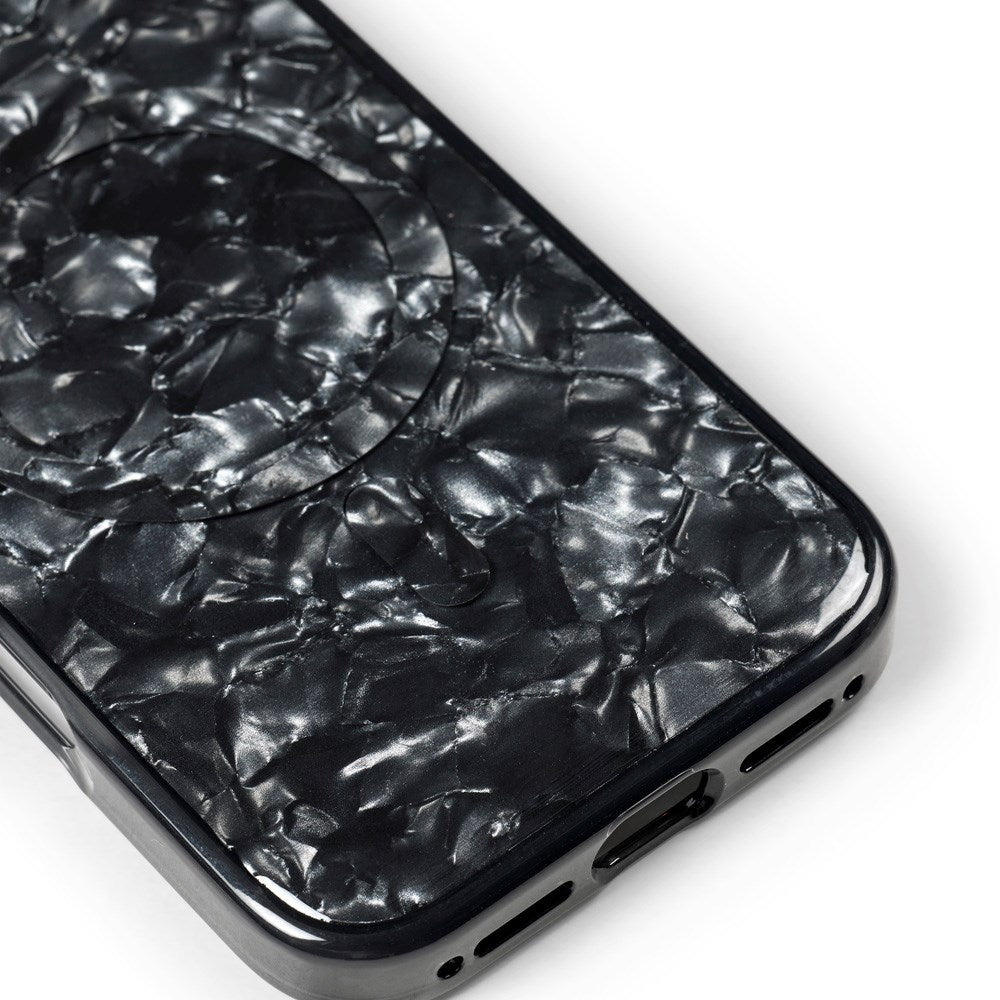 iDeal Of Sweden iPhone 17 Pearlized Deksel - MagSafe Kompatibel - Black