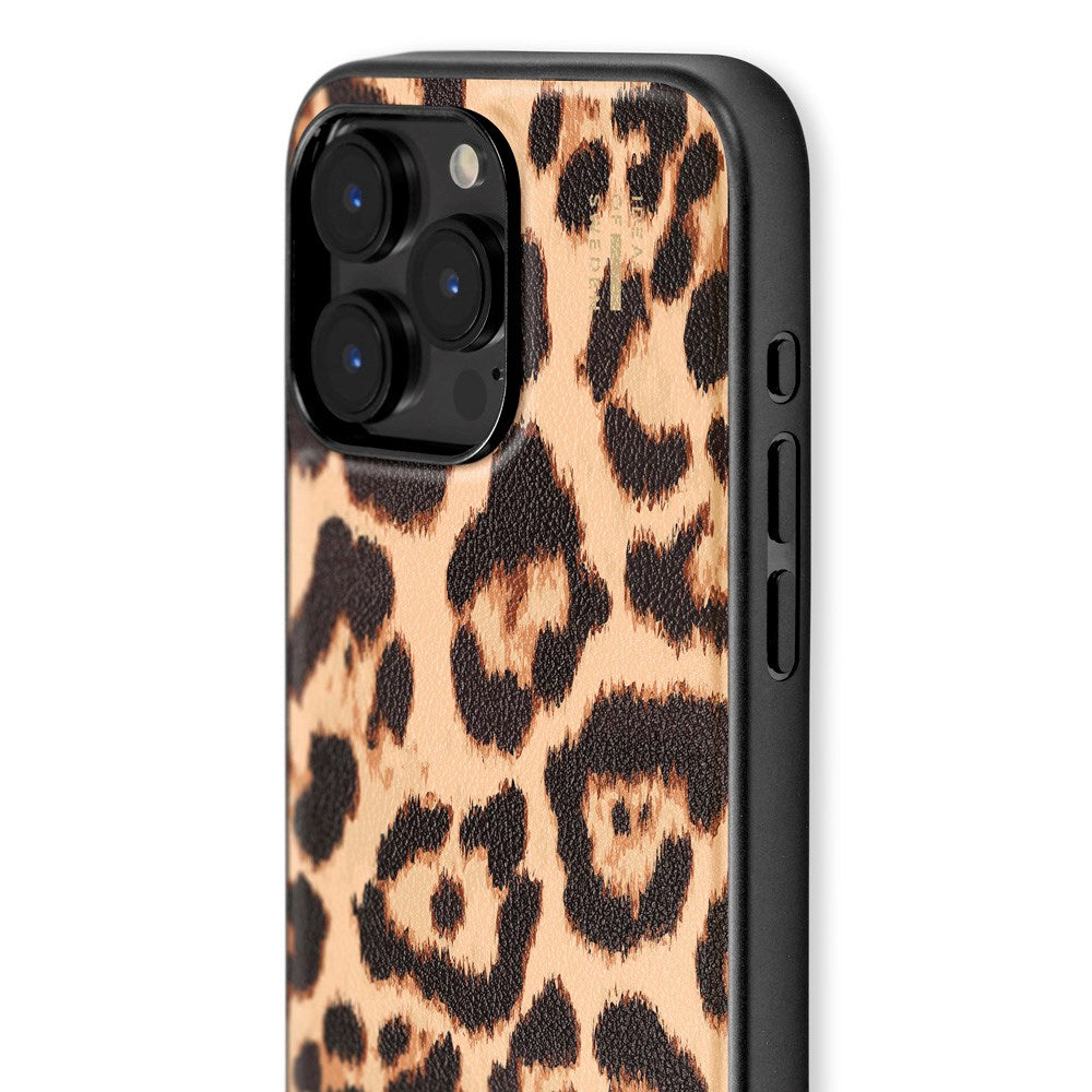 iDeal Of Sweden iPhone 15 Pro Max Vegan Leather Deksel - Timeless Leo