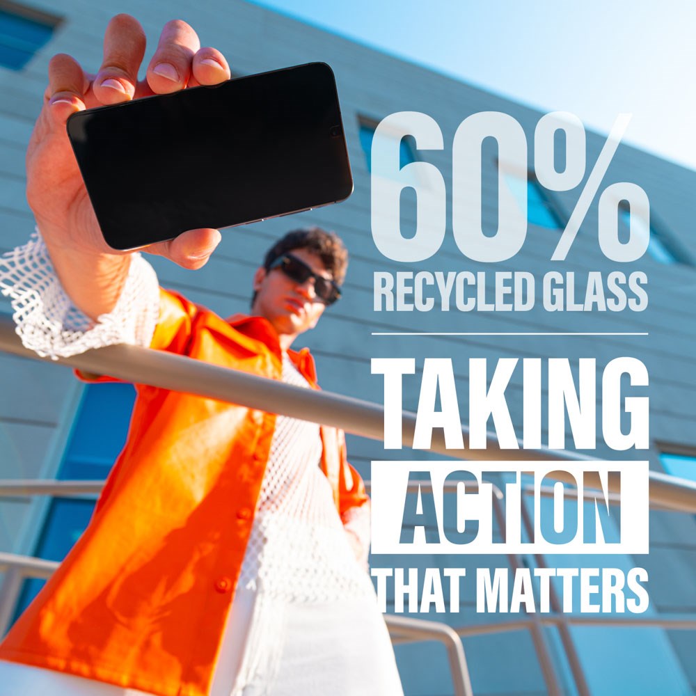 PanzerGlass® Skjermbeskytter - Ultra-Wide Fit for iPhone 16e / 14 / 13 / 13 Pro med EasyAligner - Gjennomsiktig