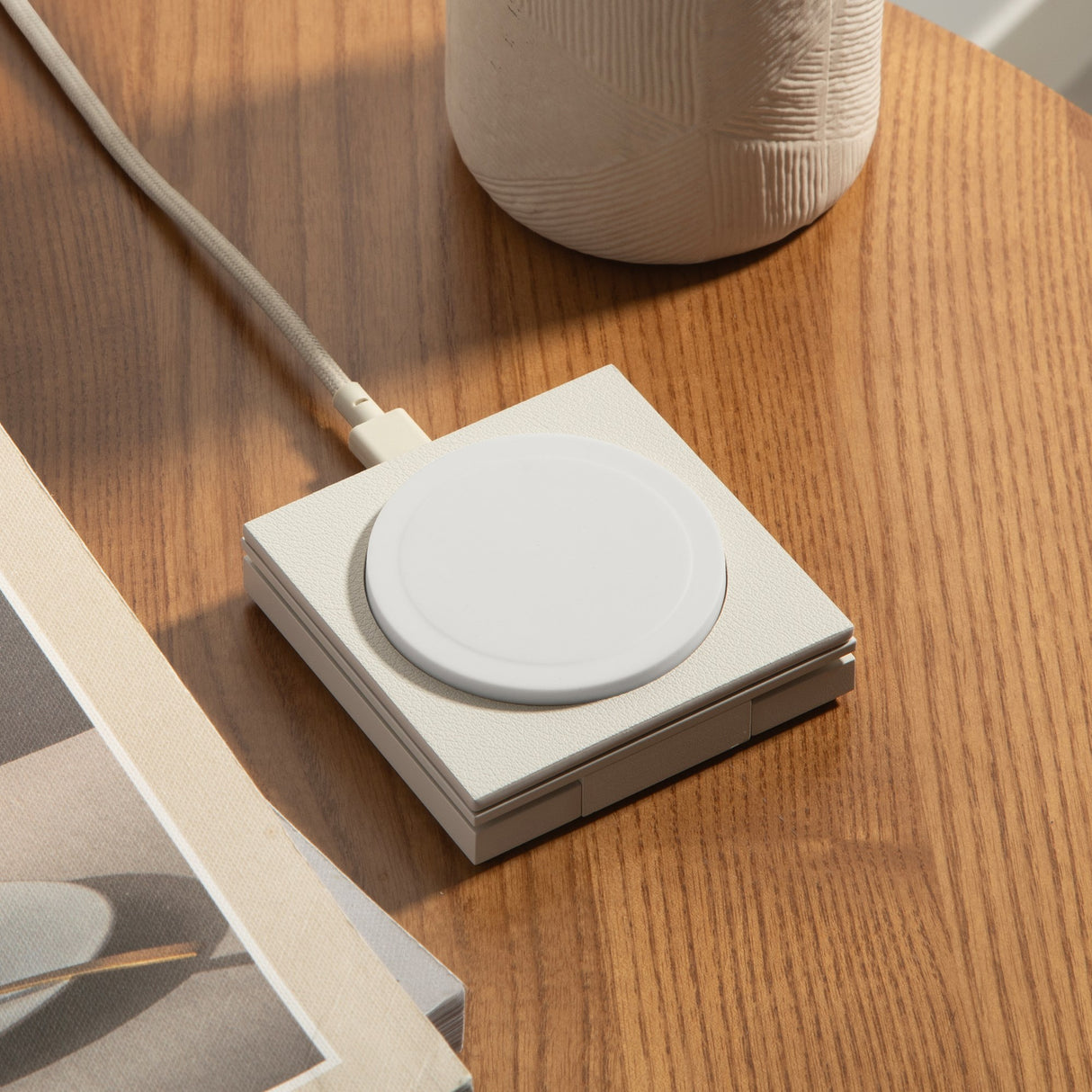 Native Union Rise Solo Qi2 Magnetisk Trådløs Lader - Beige