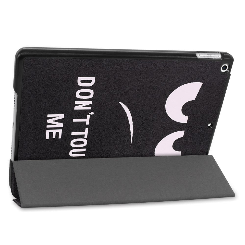 iPad 10.2" (2021 / 2020 / 2019) Tri-Fold Flip Deksel I Skinn - Don't Touch Me