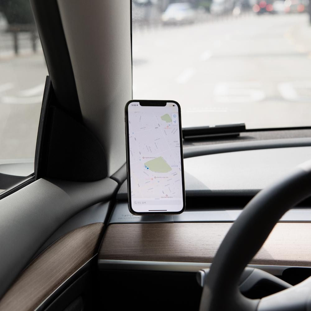 Spigen OneTap Mobilholder til Tesla Model 3 (2020-22) / Model Y (2020-22) - MagSafe Kompatibel - Grå / Svart