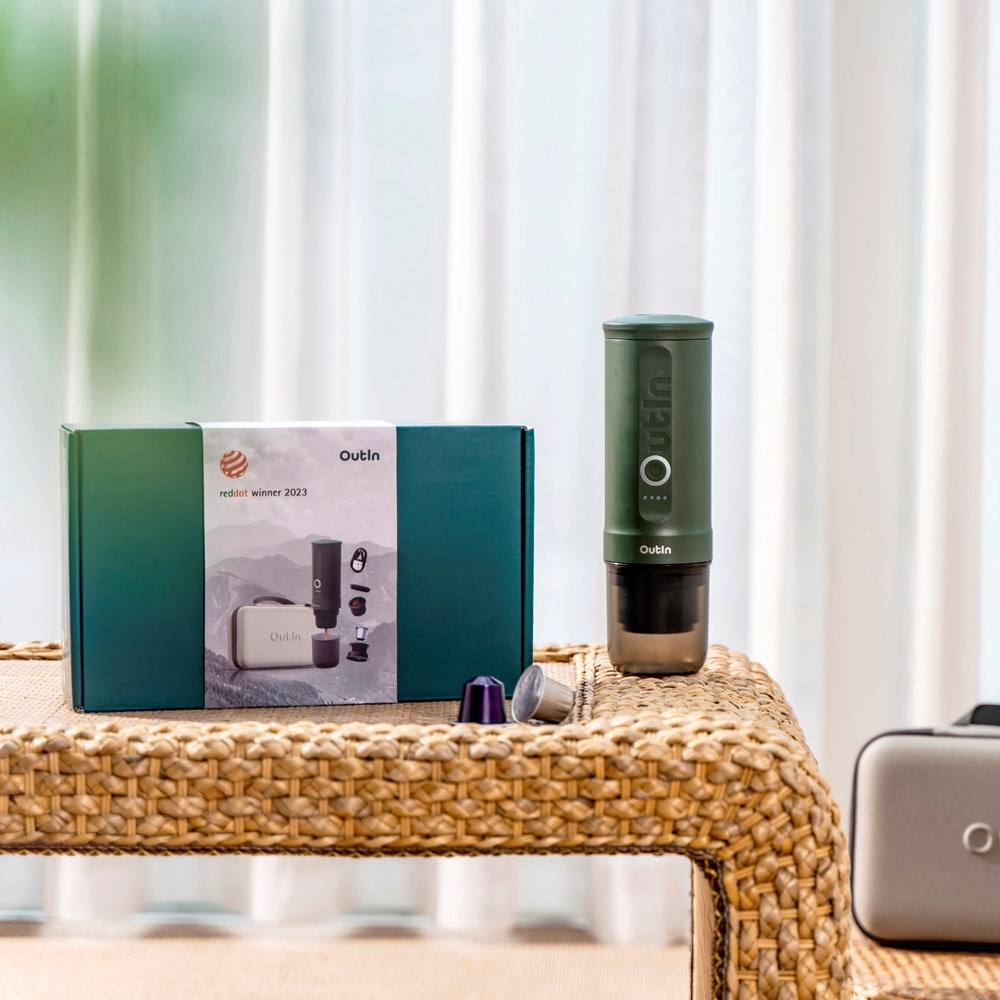 OutIn Nano Bærbar Espressomaskin Sett - Forest Green
