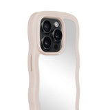 Holdit iPhone 14 Pro Wavy Deksel - Light Beige / Mirror