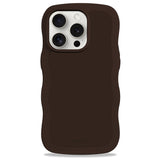 Holdit iPhone 15 Pro Wavy Deksel - Chocolate