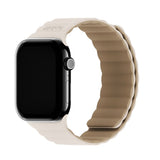 Apple Watch (38/40/SE/41/42mm) Holdit Silicone Magnet Klokkerem - Lys Beige / Beige