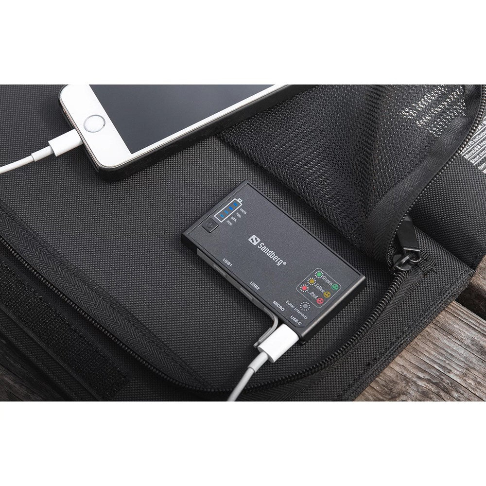 Sandberg Solcelle Powerbank Sammenleggbar 21W - 2 x USB-A 10 / 18W / USB-C (PD) - 10.000 mAh - Svart