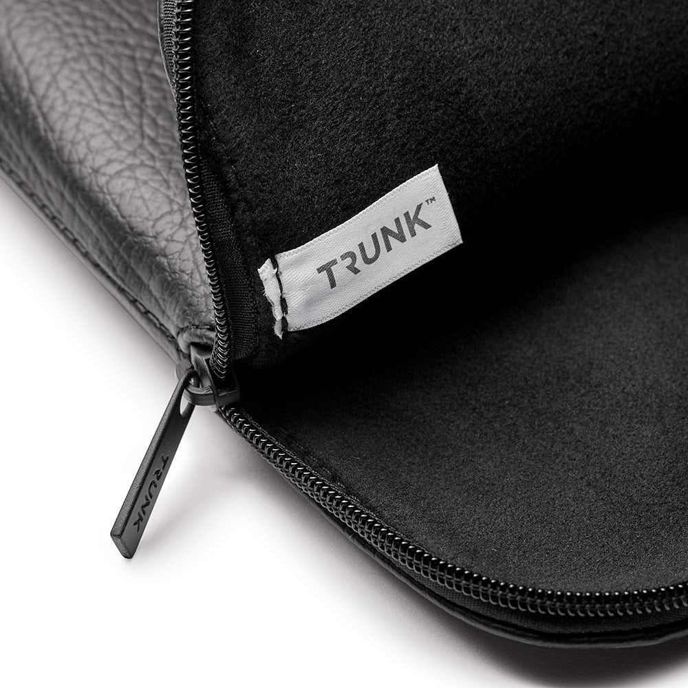 Trunk Vegansk Skinn Sleeve til Macbook 16" (37 x 25,5 x 2 cm) - Black Apple Peel