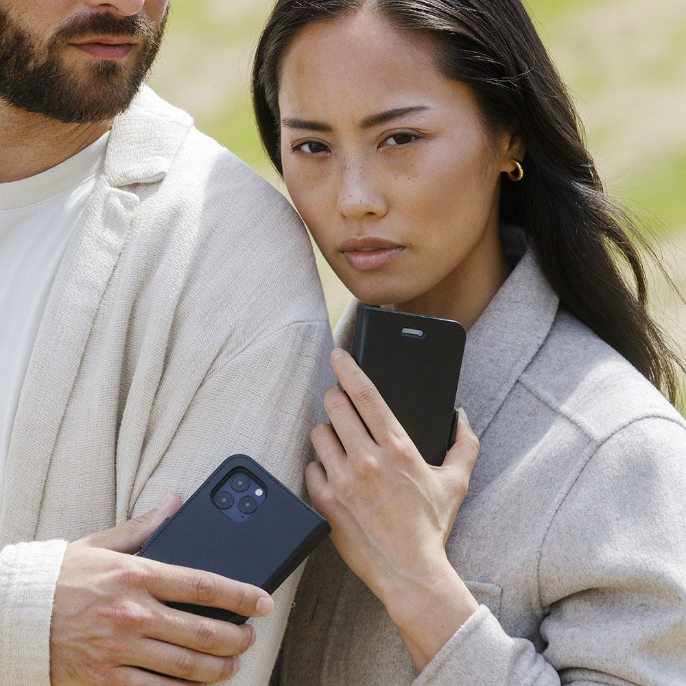 iPhone 12 Mini dbramante1928 Lynge Ekte Skinn Magnetisk Deksel - Svart