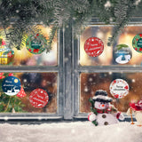 Rull med 500 Klistremerker - 8 Design - Merry Christmas