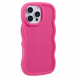 iPhone 16 Pro Max EIDERWOOD Fleksibelt Plast Wavy Deksel - Pink