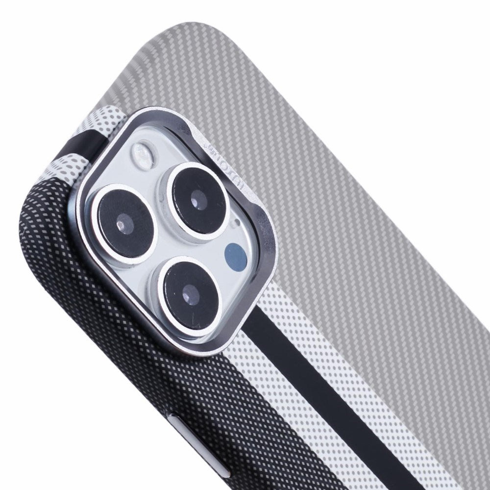 EIDERWOOD Mønstret Carbon Deksel - iPhone 16 Pro - MagSafe Kompatibel - Grey Stripes