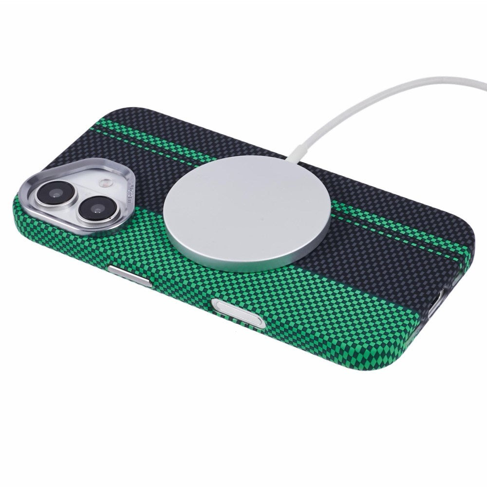 EIDERWOOD Mønstret Carbon Deksel - iPhone 16 - MagSafe Kompatibel - Green/Black