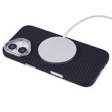 EIDERWOOD Mønstret Carbon Deksel - iPhone 16 - MagSafe Kompatibel - Black