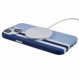 EIDERWOOD Mønstret Carbon Deksel - iPhone 13 - MagSafe Kompatibel - Blue Stripes