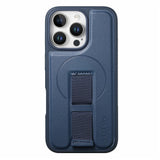 iPhone 16 Pro Hard Plast Deksel m. Kunstskinn Bakside & Fingerrem - MagSafe Kompatibel - Blå