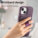iPhone 15 Hard Plast Deksel m. Kunstskinn Bakside & Fingerrem - MagSafe Kompatibel - Lilla