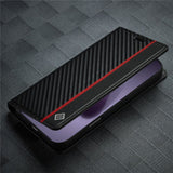 iPhone 18 Pro / 17 Pro LC.IMEEKE Kunstskinn Flip Deksel med Karbonfiber - Svart / Rød Vertikal Stripe