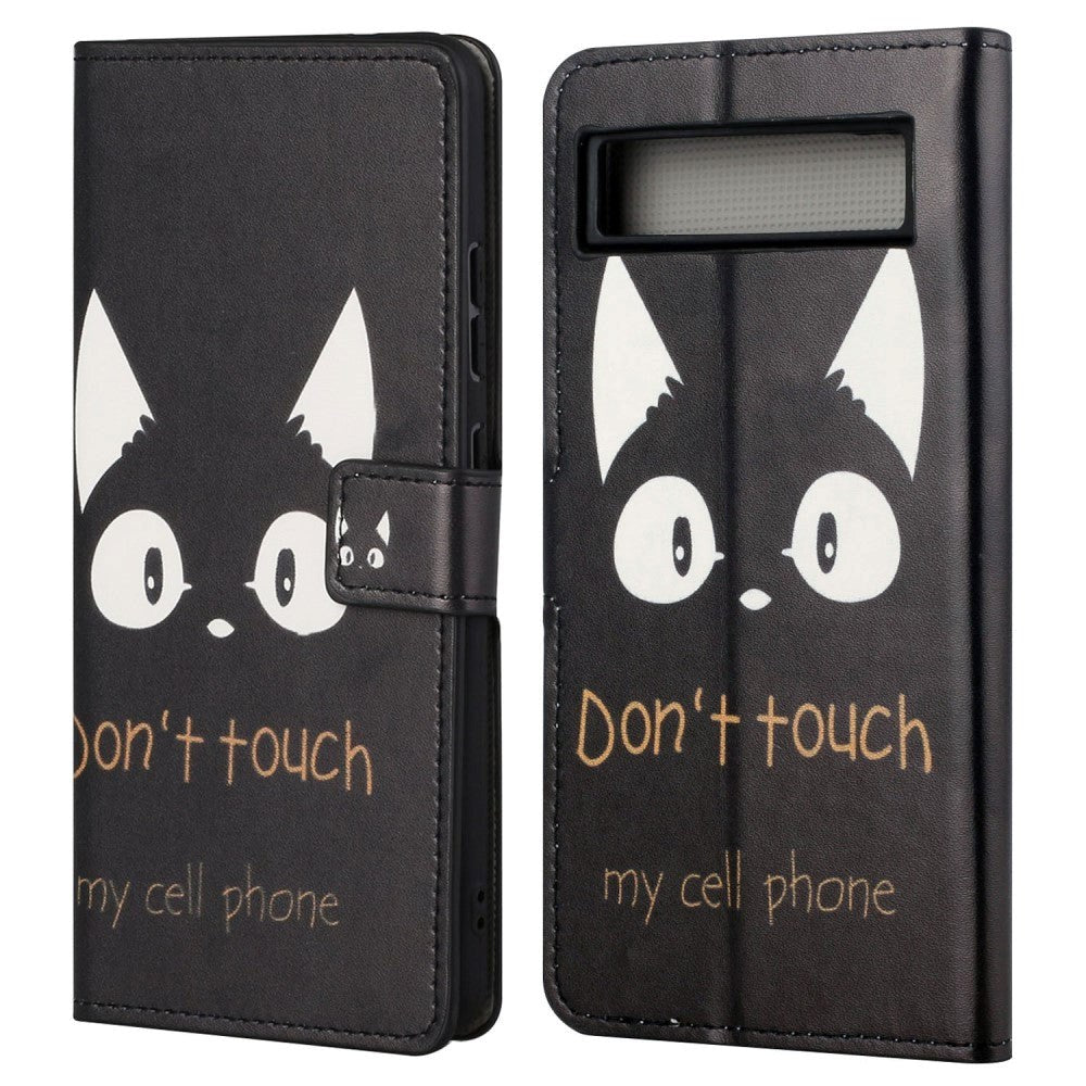 Google Pixel 7A Kunstskinn Deksel med Lommebok og Stativfunksjon - "Don't Touch My Cell Phone"