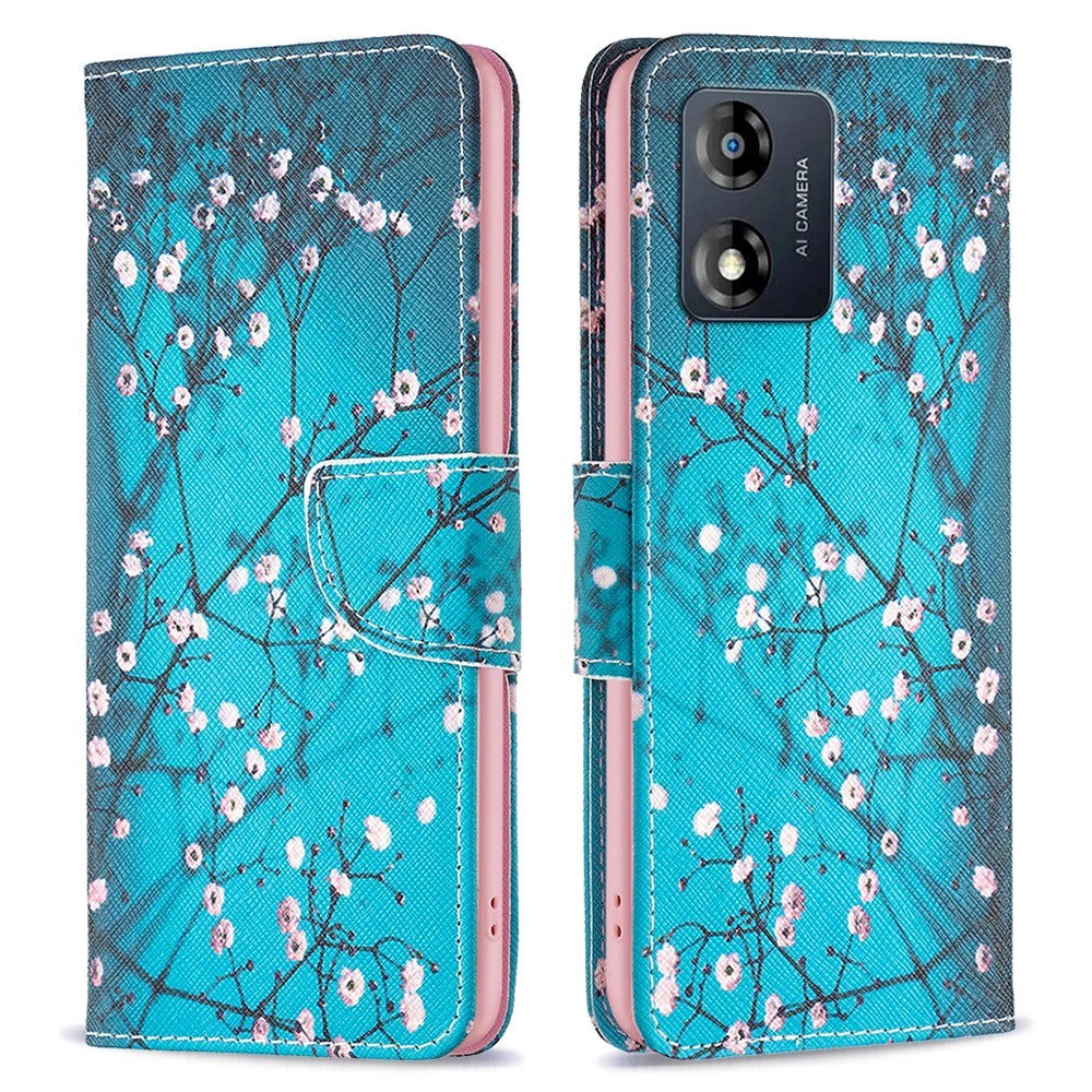 Motorola Moto E13 Flip Deksel i Kunstkinn med Lommebok og Trykk - Tre med Blomster