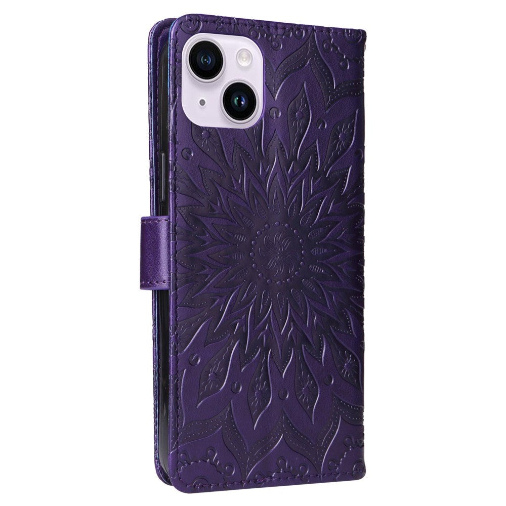 iPhone 15 Plus Skinn Deksel med Lommebok og Stropp - Mandala Blomst - Lilla