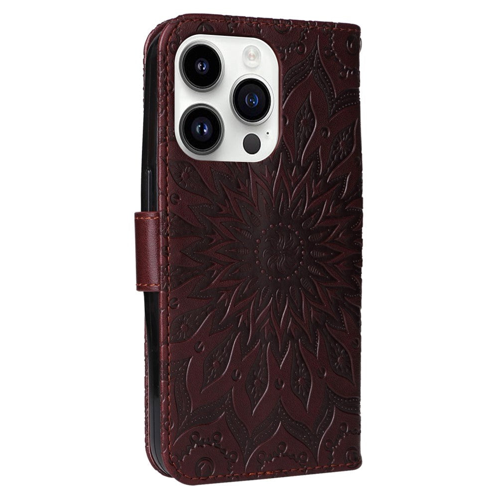 iPhone 15 Pro Skinn Deksel med Lommebok og Stropp - Mandala Blomst - Mørkebrun