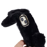 iPhone 15 Fleksibelt Plastbakdeksel m. Pels - Kaninører - Svart