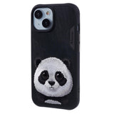 iPhone 15 Hybrid Deksel m. Dyremotiv & Broderi - Panda