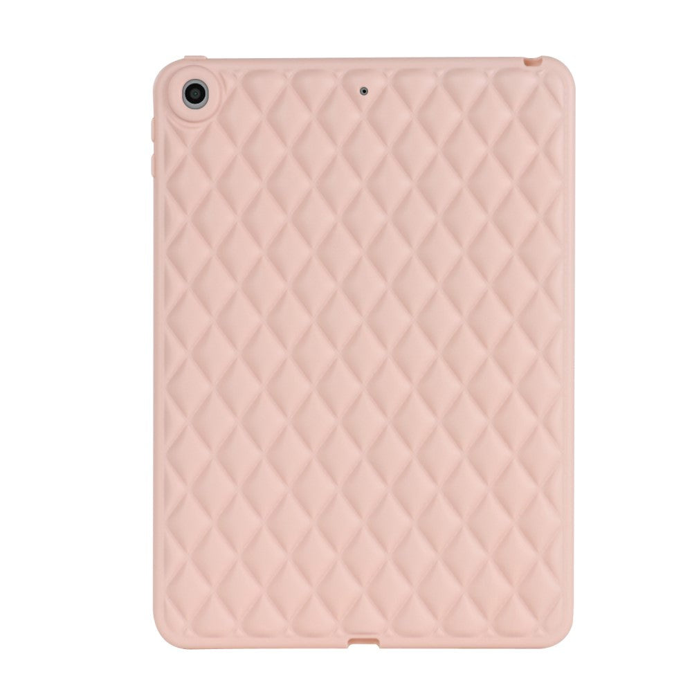 iPad 9.7 (2018-2017) / iPad Air 2 Fleksibelt Plast Deksel - Rhombe Design - Rosa